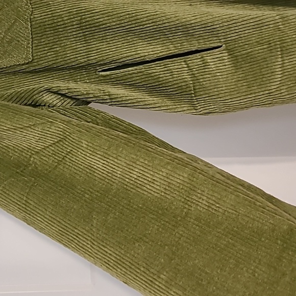 Shacket - Picture 3 of 4